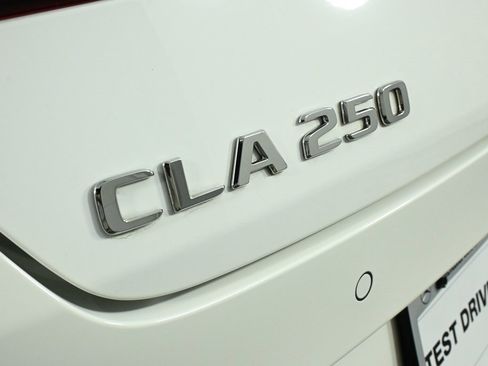 Used 2025 Mercedes-Benz CLA 250 image 27