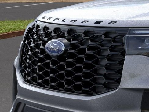 New 2026 Ford Explorer ST-Line AWD/4WD image 17