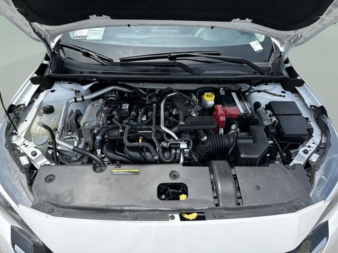 Used 2024 Nissan Sentra SV FWD image 39