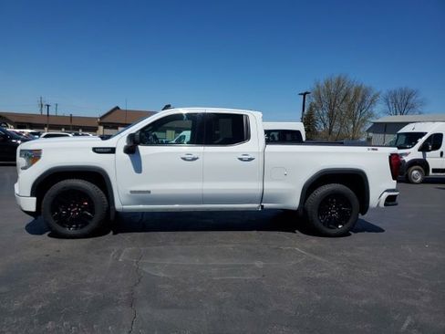 Used 2019 GMC Sierra 1500 Elevation w/ Elevation Value Package AWD/4WD image 2