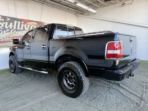 Used 2008 Lincoln Mark LT 4x4 image 9