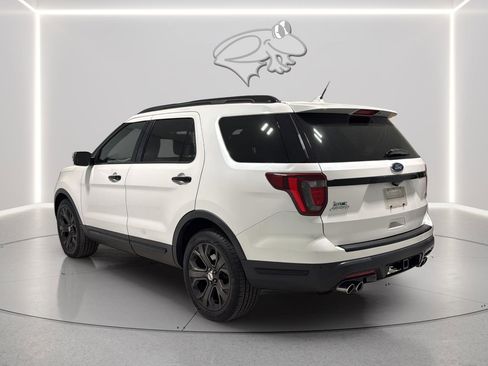Used 2018 Ford Explorer Sport w/ Equipment Group 401A image 4