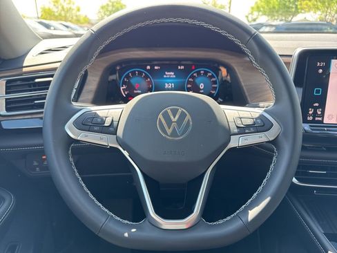 New 2026 Volkswagen Atlas SE FWD image 34