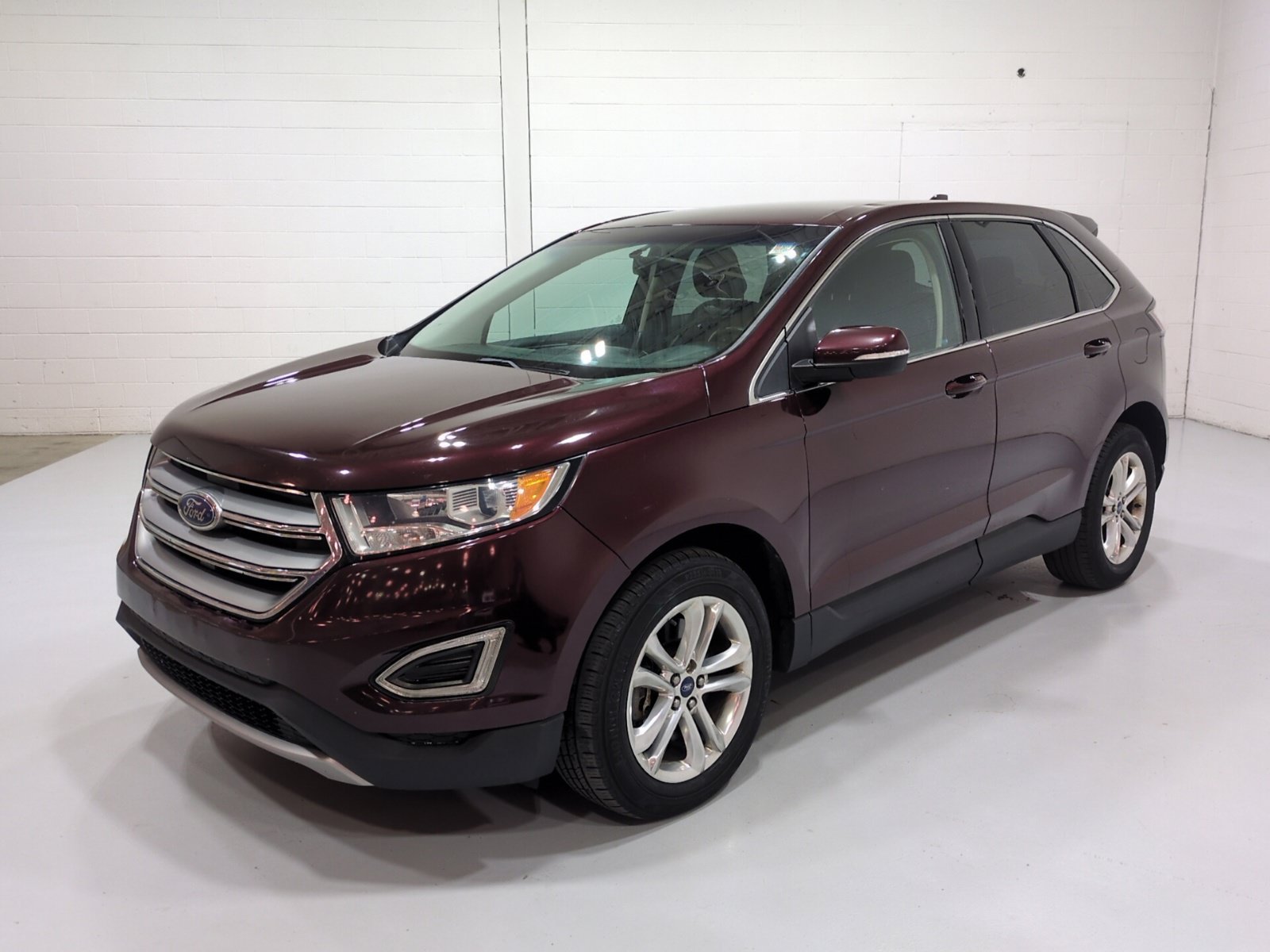 Used 2017 Ford Edge SEL w/ Equipment Group 201A AWD/4WD image 7