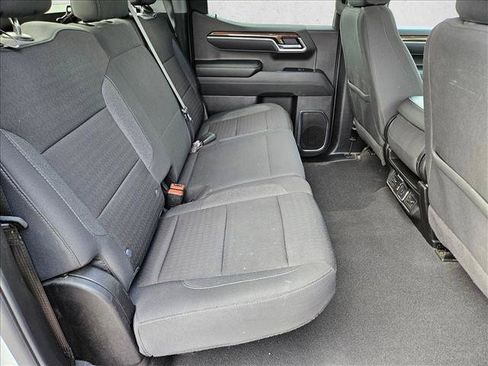 Used 2025 Chevrolet Silverado 1500 LT AWD/4WD image 18
