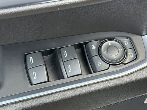 Used 2023 Chevrolet Silverado 1500 LTZ AWD/4WD image 13