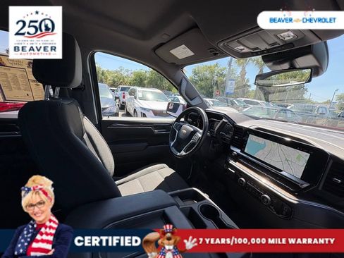 Used 2025 Chevrolet Silverado 1500 LT AWD/4WD image 24