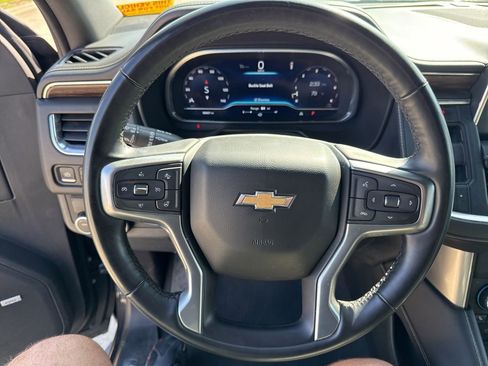 Used 2023 Chevrolet Suburban Premier image 22