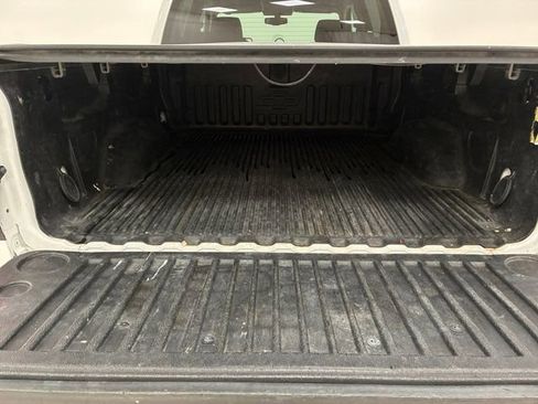 Used 2018 Chevrolet Silverado 1500 LT w/ All Star Edition AWD/4WD image 17