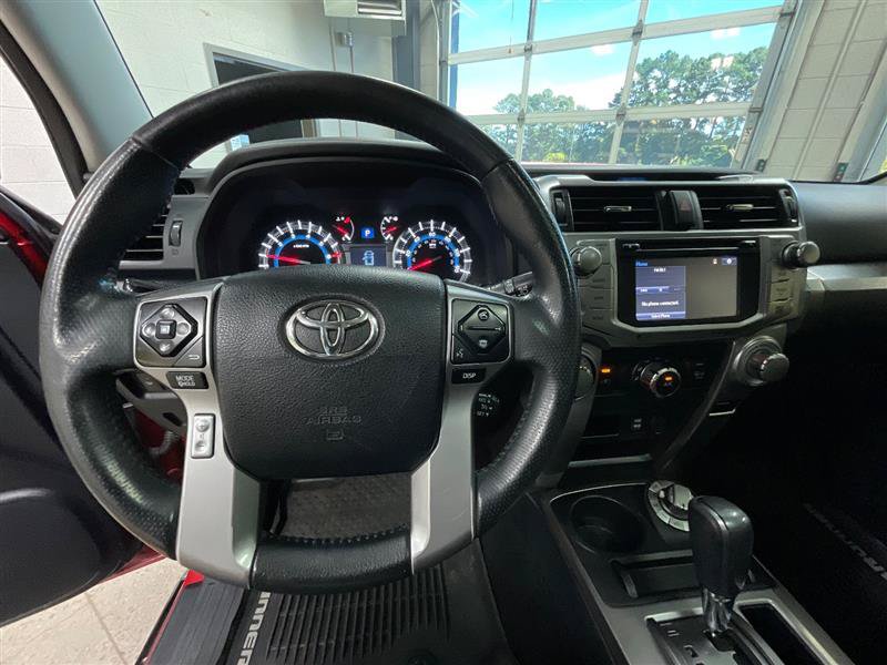 Used 2018 Toyota 4Runner SR5 Premium AWD/4WD image 15