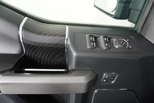 Used 2019 Ford F150 Platinum w/ Equipment Group 701A Luxury AWD/4WD image 20