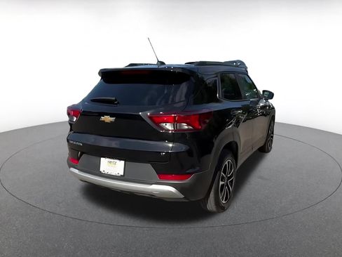 Used 2025 Chevrolet TrailBlazer LT FWD image 14