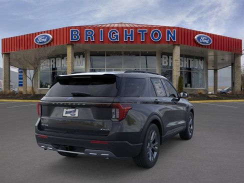 Used 2026 Ford Explorer Active w/ Active Comfort Package AWD/4WD image 8