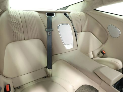 Used 2018 Aston Martin DB11 Coupe image 59