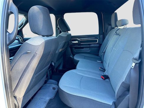 Used 2024 RAM 2500 Big Horn image 24