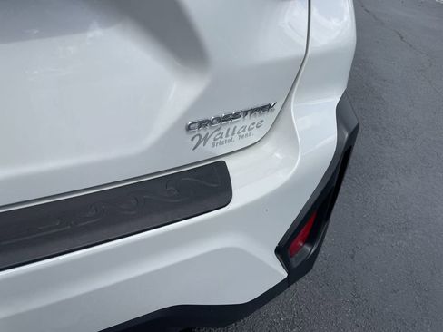 Certified 2025 Subaru Crosstrek 2.0i Premium AWD/4WD image 6