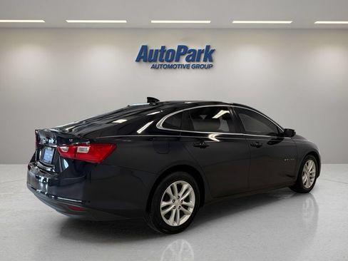Used 2016 Chevrolet Malibu LT FWD image 7