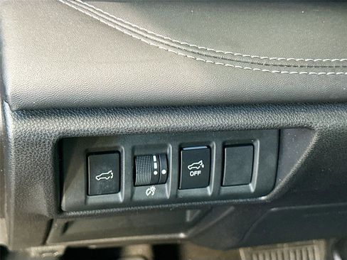 Used 2020 Subaru Outback Limited XT image 10