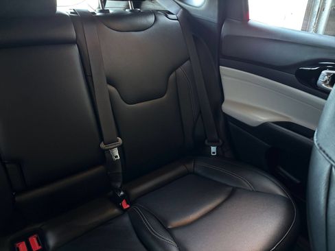 Used 2025 Jeep Compass Limited AWD/4WD image 38