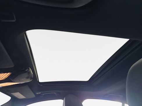 Certified 2021 BMW 330i Sedan w/ Convenience Package image 29