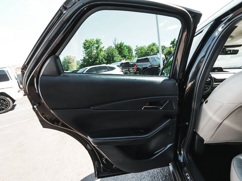 Used 2023 MAZDA CX-30 AWD 2.5 S w/ Preferred Package image 12