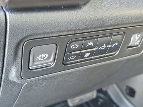 New 2025 GMC Hummer EV 3X w/ Battery Pack, 24 Module Pack image 18