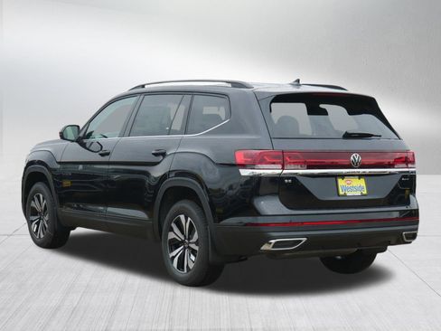 New 2026 Volkswagen Atlas SE AWD/4WD image 2