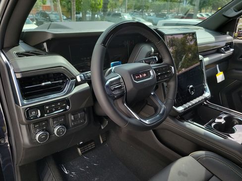 New 2026 GMC Yukon Elevation w/ Elevation Premium Package AWD/4WD image 21
