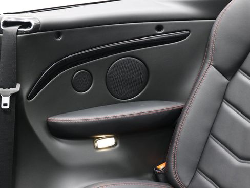 Used 2019 Maserati GranTurismo Sport image 41