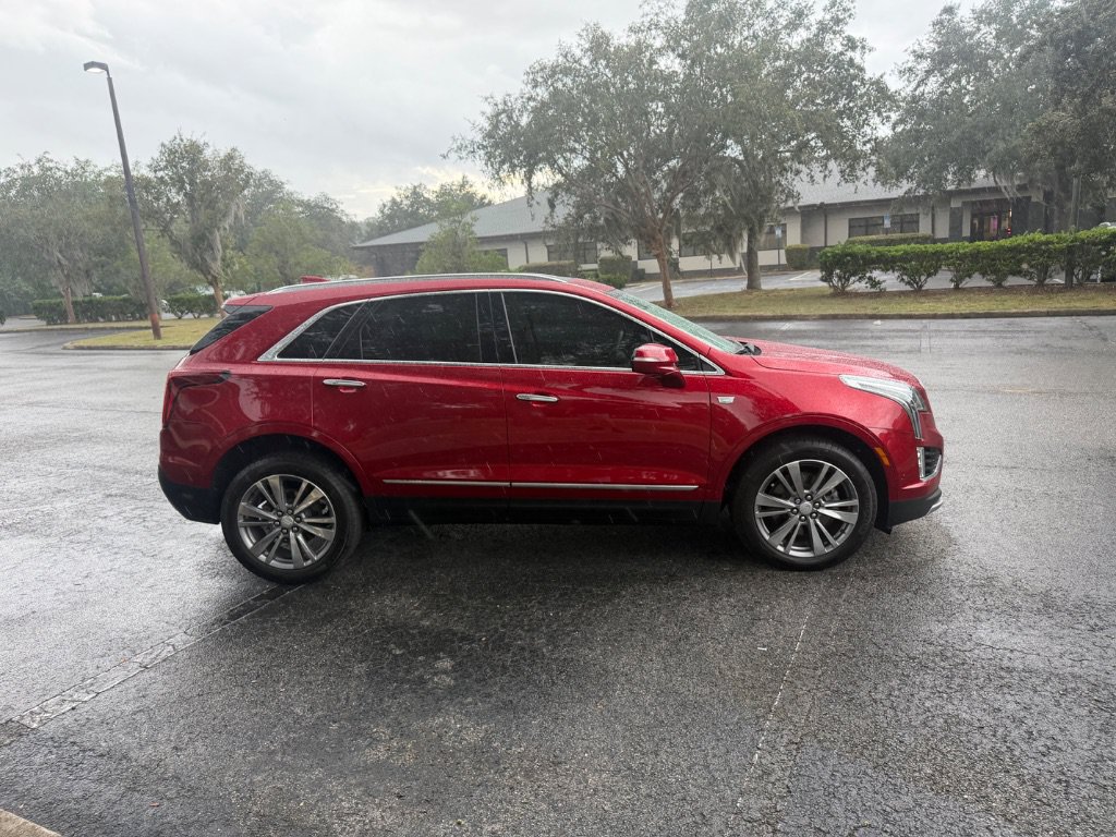 Used 2024 Cadillac XT5 Premium Luxury w/ Technology Package FWD image 7