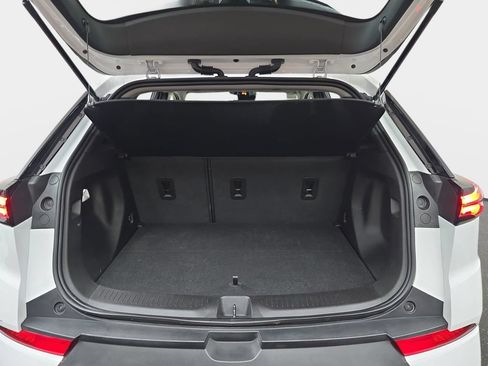 Used 2023 Chevrolet Bolt EUV Premier w/ Sun & Sound Package FWD image 14