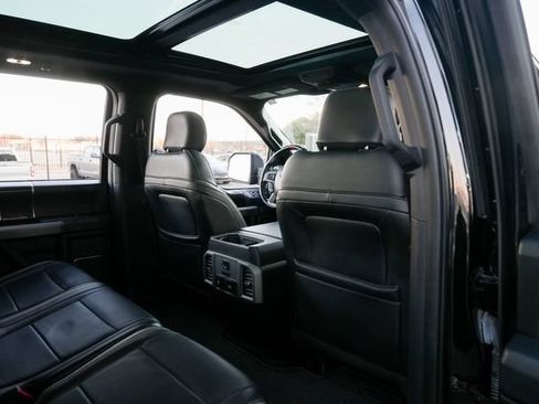 Used 2018 Ford F150 Raptor w/ Equipment Group 802A Luxury AWD/4WD image 38