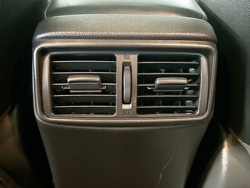 Used 2016 Nissan Rogue SL w/ SL Premium Package image 27