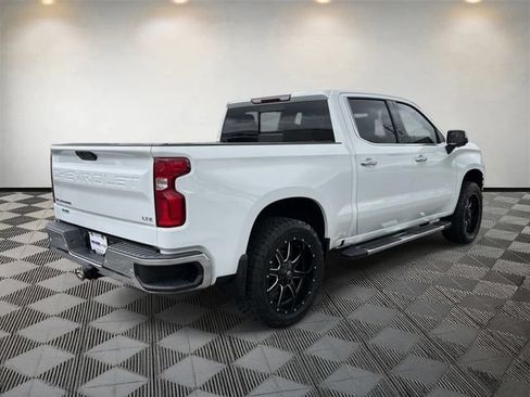 Used 2019 Chevrolet Silverado 1500 LTZ w/ LTZ Premium Package AWD/4WD image 5