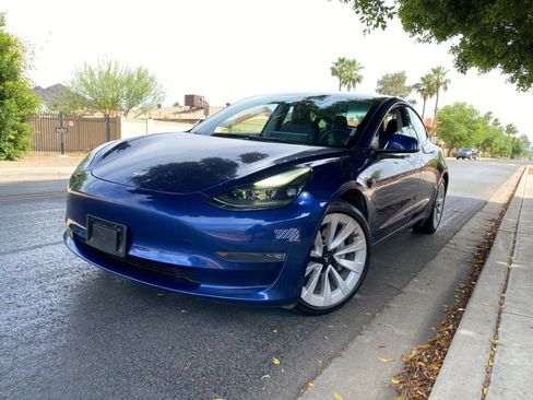 Used 2022 Tesla Model 3 Long Range image 4