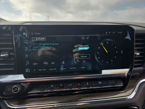 Used 2024 Chevrolet Silverado 1500 RST image 22