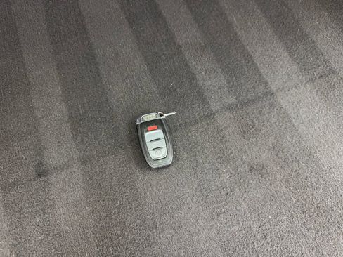 Used 2011 Audi Q5 2.0T Premium Plus image 81