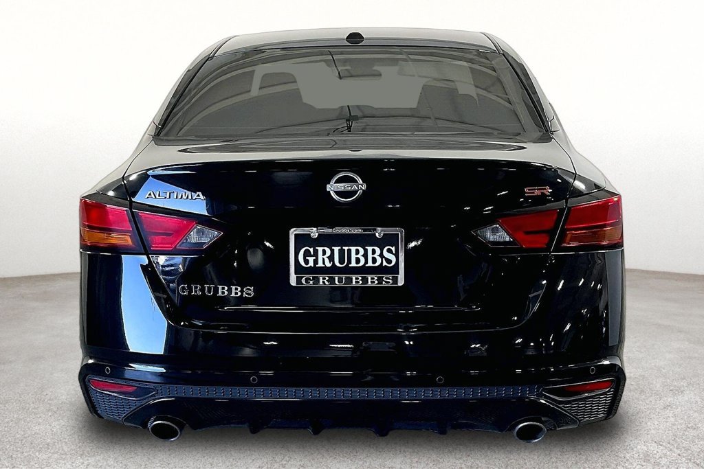 Used 2024 Nissan Altima 2.5 SR FWD image 5