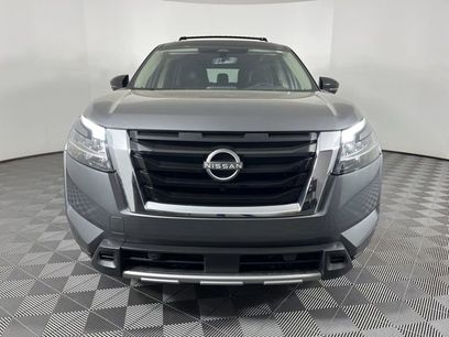 Used 2023 Nissan Pathfinder SL w/ SL Premium Package