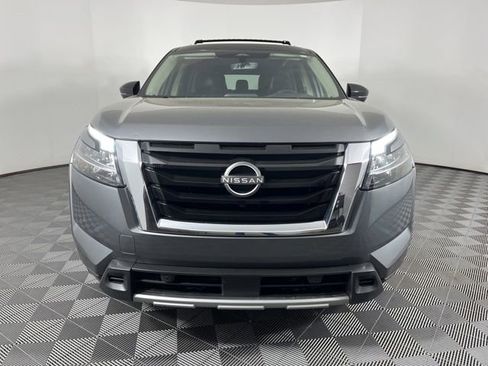 Used 2023 Nissan Pathfinder SL w/ SL Premium Package AWD/4WD image 4