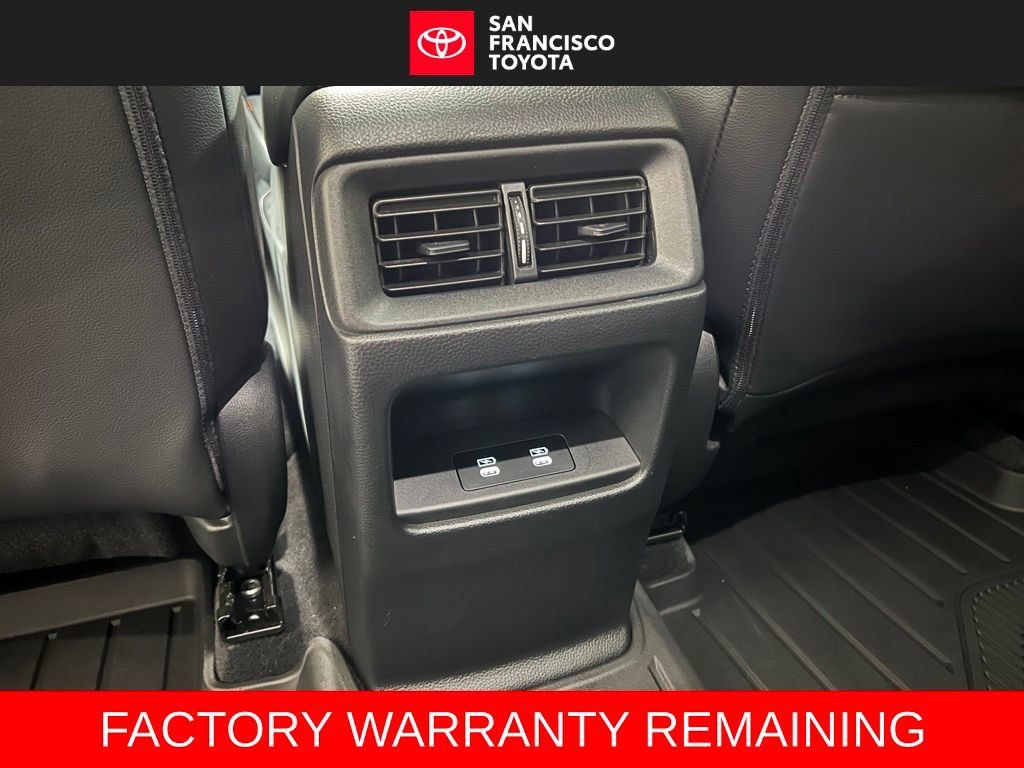 Used 2025 Honda CR-V Sport-L image 18