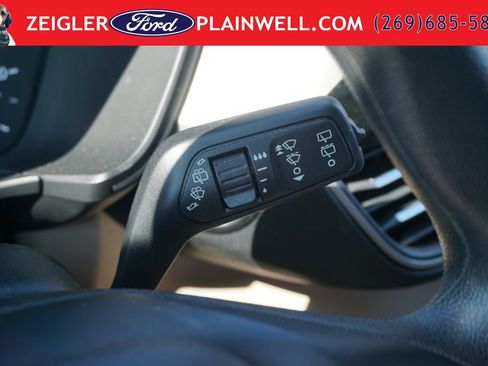 Used 2021 Ford Escape SE FWD image 24