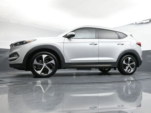 Used 2016 Hyundai Tucson Sport image 37