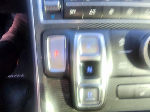 Used 2022 Hyundai Santa Fe SEL w/ Convenience + Premium Package image 11