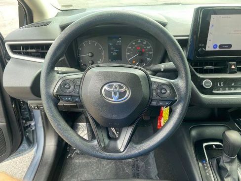 Used 2024 Toyota Corolla LE FWD image 17