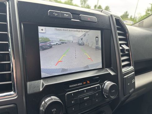 Used 2016 Ford F150 XLT w/ Equipment Group 302A Luxury AWD/4WD image 30