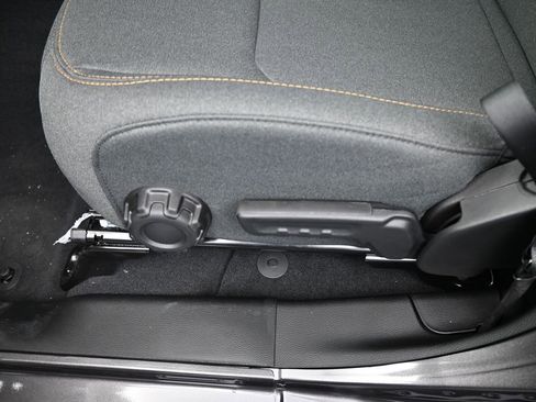 New 2026 Jeep Gladiator Sport image 13