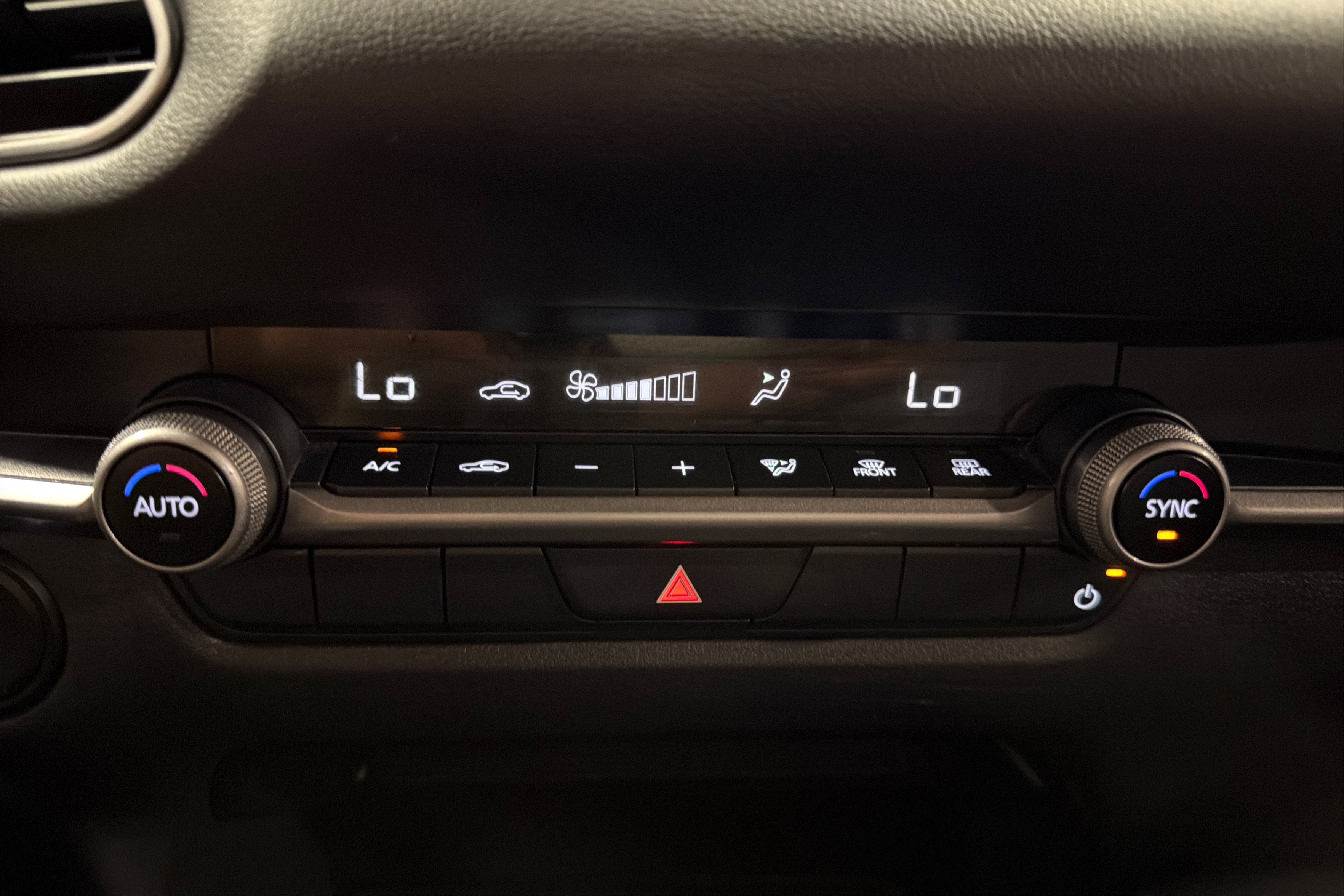 Used 2024 MAZDA CX-30 AWD 2.5 S w/ Select Sport Pkg image 30