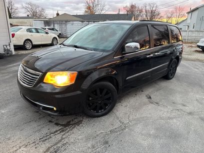 Used 2012 Chrysler Town & Country Touring-L w/ Entertainment Group #2