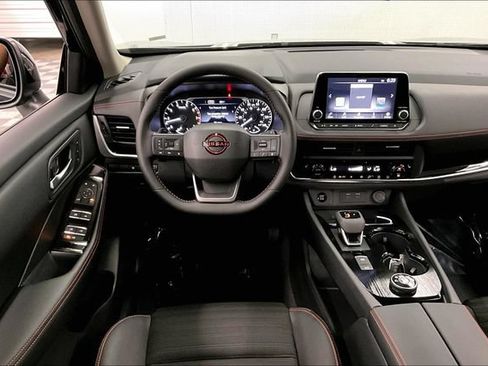 New 2026 Nissan Rogue SV AWD/4WD image 19